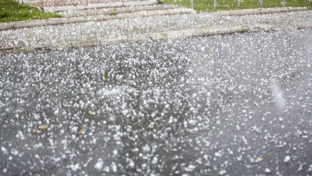 Sabahın havası: Şimşək çaxacaq, dolu düşəcək
