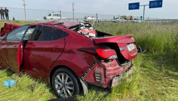 Cəlilabadda ağır qəza: Qadın öldü, iki uşaq yaralandı - FOTO