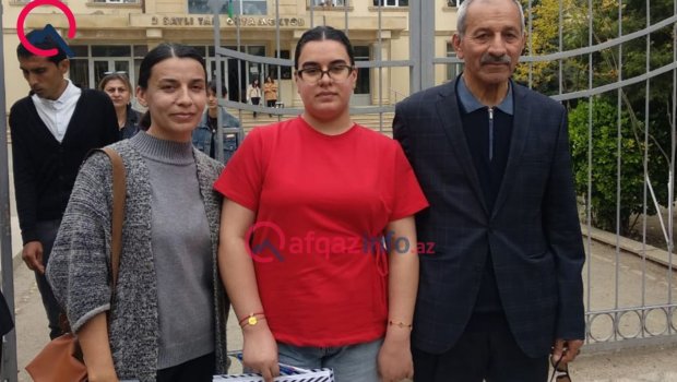 Ötən il 656 bal toplasa da, yenidən imtahan verdi - ADA-da oxumaq istəyir