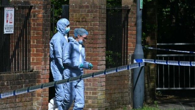 Britaniyada sinaqoqa HÜCUM &ndash; İki gənc saxlanıldı