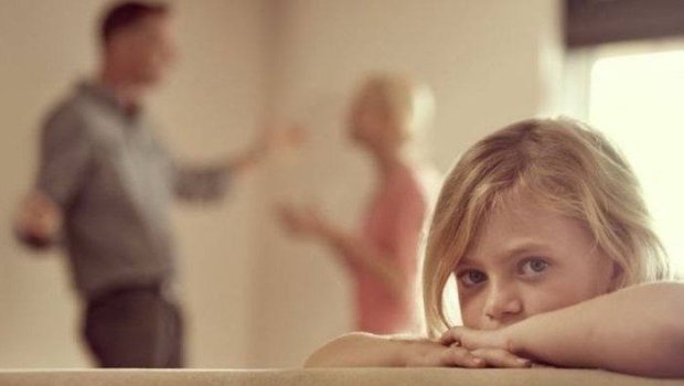 Uşağını döyən valideynlər CƏRİMƏLƏNƏCƏK