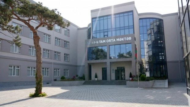 Bakıdakı məktəbdə şagirdin hədəsi səbəbindən dərslər dayandırılıb? &ndash; RƏSMİ