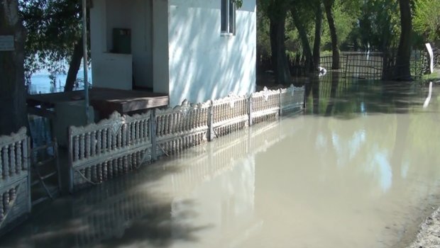 Kürdə suyun səviyyəsi ARTIR: Aidiyyatı qurumlardan AÇIQLAMA - FOTO