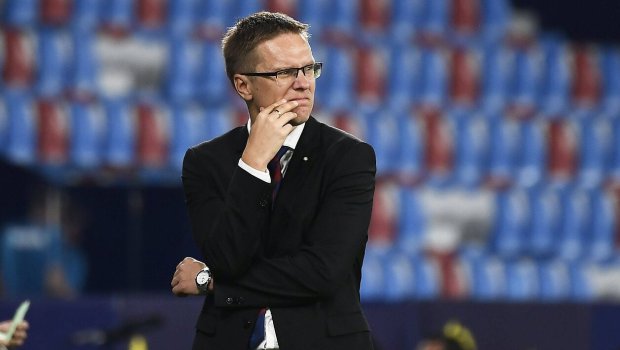 "Azərbaycandakı qədər hakimliyin müzakirə edildiyi ikinci ölkə görməmişəm..."