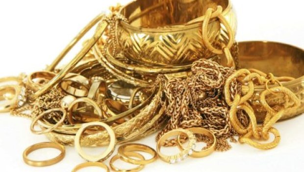 Bakıda evdən 7 minlik qızıl oğurlandı &ndash; Tutulanlar var