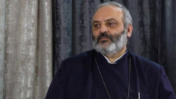 Arxiyepiskop Baqrat Qalstanyanın həbs müddəti uzadıldı