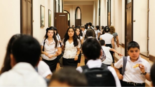 Bakıda məktəbli yoldaşına xəsarət yetirdi - ARAŞDIRMA BAŞLADI