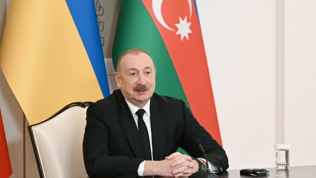 İlham Əliyev: "Bunlar çox güclü siyasi sənədlərdir..."