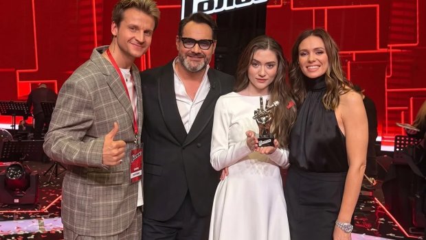 Azərbaycanlı vokalçı Rusiyada məşhur yarışın qalibi oldu - FOTO/VİDEO