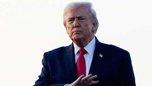 Tramp Pakistana səfəri ləğv etməklə İRANA HÜCUMA hazırlaşır?