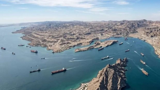 İran Hörmüz boğazında internet kabellərini KƏSƏ BİLƏR - ABŞ-a xəbərdarlıq