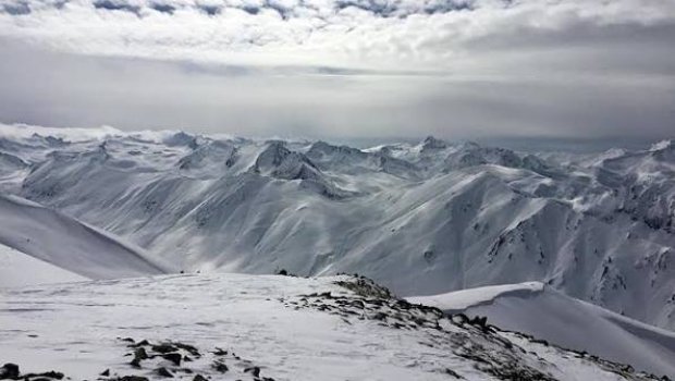 FAKTİKİ HAVA: Daşkəsən və Gədəbəyə qar yağıb