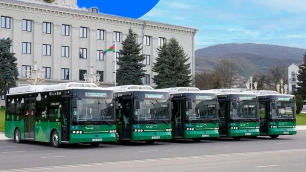 Xankəndi 30 illik işğaldan sonra tədricən canlanır: 3 avtobus marşrutu fəaliyyətə başladı - VİDEO