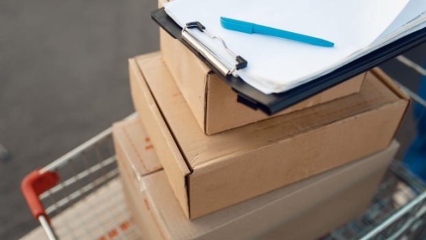 Xaricdən məhsul gətirənlər xəbəri diqqətlə OXUSUN