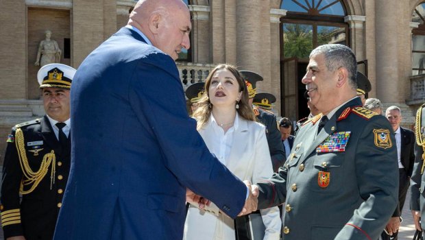 Zakir Həsənov İtaliyaya rəsmi səfər edib &ndash; FOTO