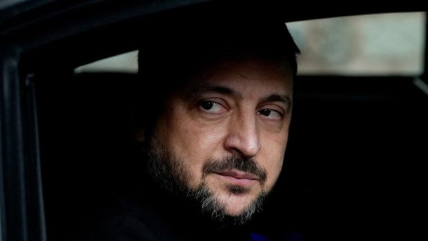 Zelenski gizli şəkildə Ermənistana gələcək