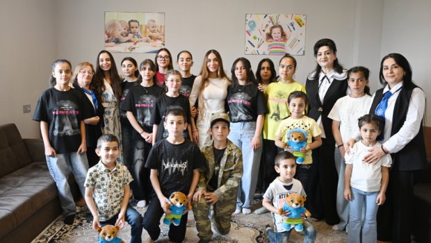 Leyla Əliyeva və Arzu Əliyeva Şəkidə uşaq evi sosial xidmət müəssisəsində - FOTO