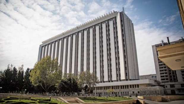 SON DƏQİQƏ: Azərbaycan Memarlıq və İnşaat Universitetində yanğın baş verib