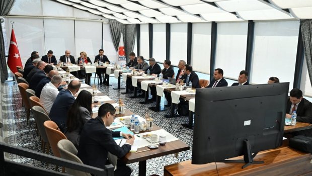 Türkiyə və Ermənistan Qars-Gümrü dəmir yolunun bərpasını müzakirə etdi &ndash; FOTO