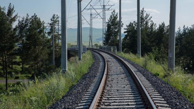 Ələt dəmir yolu stansiyasında yollar yenilənir - VİDEO