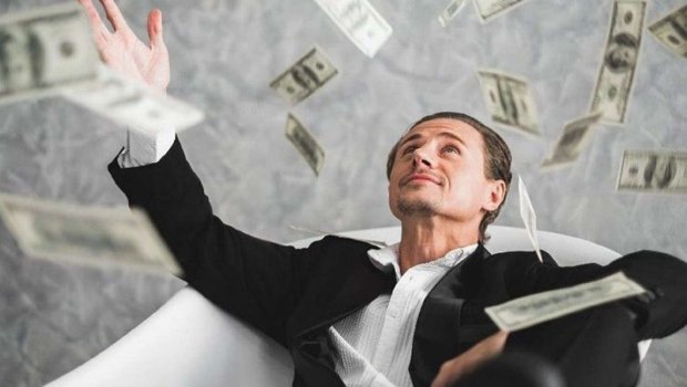 Ev alıb kirayə verən çox qazanır, yoxsa pulunu banka yatıran?