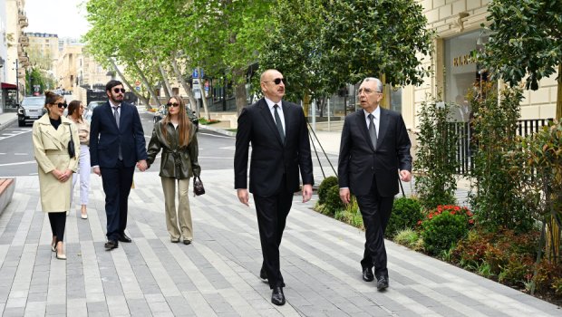 Prezident Bakının İslam Səfərli küçəsinin yenidənqurmadan sonra açılışında &ndash; FOTO