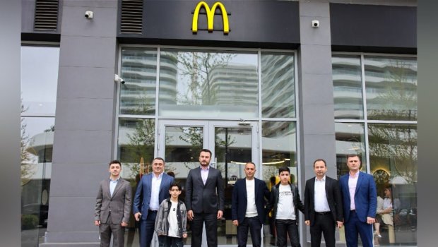 &ldquo;McDonald&rsquo;s Azərbaycan&rdquo; dünya çempionu olan gənc karateçini dəstəklədi - FOTO
