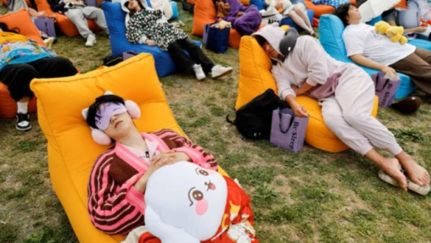 Cənubi Koreyada 80 yaşlı kişi &ldquo;ən yaxşı yatan&rdquo; titulunu qazandı