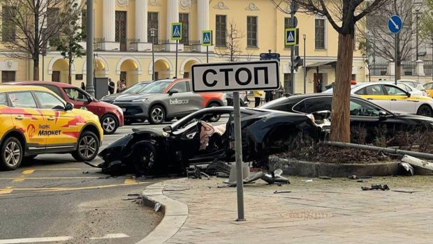 &ldquo;Navai&rdquo;nin &ldquo;Ferrari&rdquo; ilə düşdüyü qəzanın ANBAAN VİDEOSU