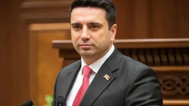 Simonyan Belarusla bağlı sözlərinə görə üzr istəmədi