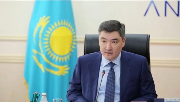 Oljas Bektenov Azərbaycana səfər edəcək