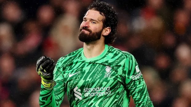 &ldquo;Liverpul&rdquo;un qapıçısı &ldquo;Yuventus&rdquo;a keçir