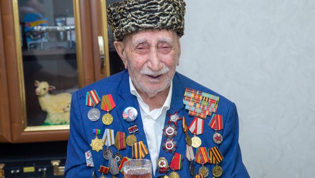 Ağababa İsgəndərovun 100 yaşı tamam oldu &ndash; FOTO