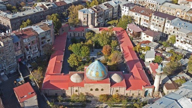 Azərbaycanlılara məxsus İrəvandakı Göy məsciddən YENİ XƏBƏR VAR