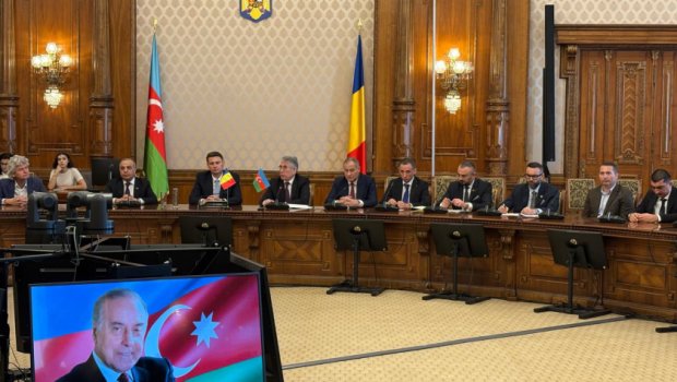 Rumıniya Senatında Ümummilli Lider Heydər Əliyevin anadan olmasının 103-cü ildönümü qeyd olunub &ndash; FOTO