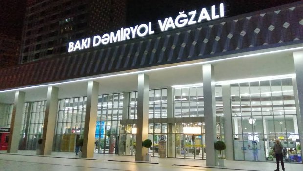 Azərbaycanda ictimai nəqliyyatda İLK: Üztanıma ilə ödəniş tətbiq olunacaq - FOTO