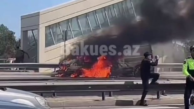 Aeroport yolunda yük maşını yanır &ndash; ANBAAN VİDEO