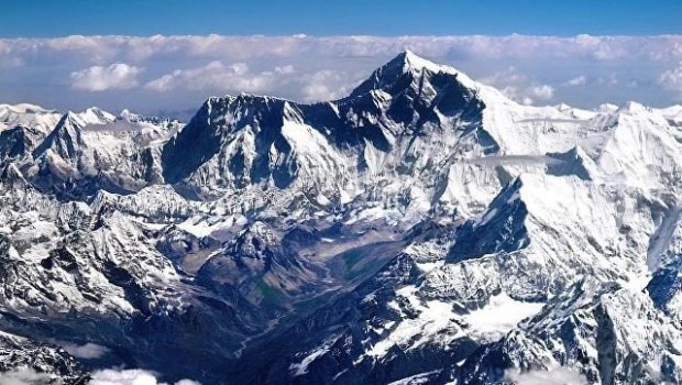 Dünyanın ən yüksək dağı Everest deyilmiş