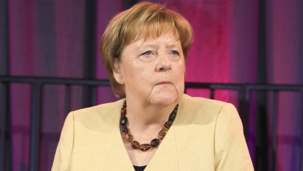 Kansler postumdakı gərginliyin öhdəsindən belə gəlirdim - Merkel Mertsə məsləhət verir?