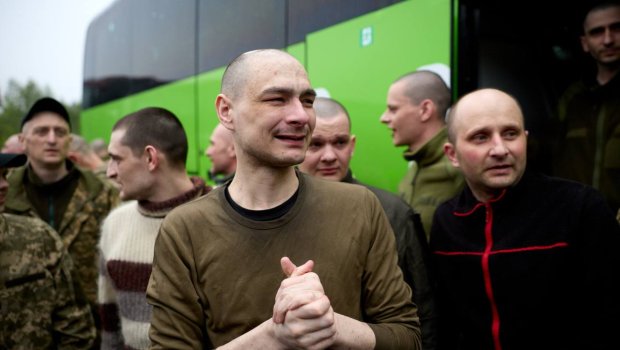 Dörd illik əsirlikdən qurtulan Ukrayna hərbçilərinin FOTOLARI
