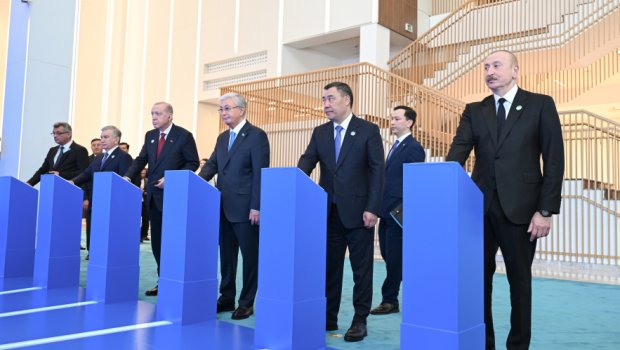 Liderlər Türk Sivilizasiyası Mərkəzinin onlayn təməlqoyma mərasimində - FOTO