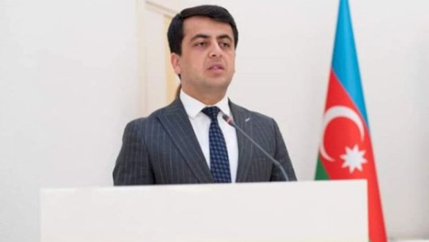 İcra başçısı müavinini işdən çıxardı- Foto