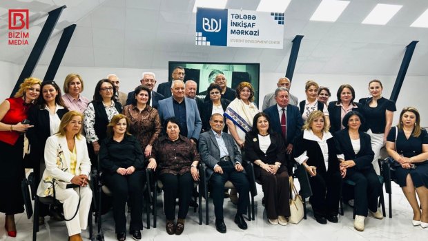 Keçmiş tələbələri Tofiq Rüstəmovun xatirəsini belə yad etdilər &ndash; FOTO