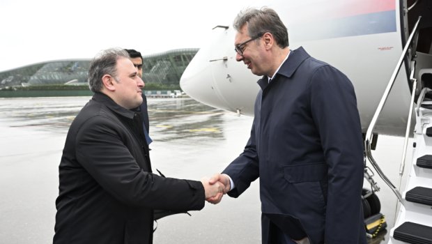 Serbiya Prezidenti Azərbaycana gəldi - FOTO