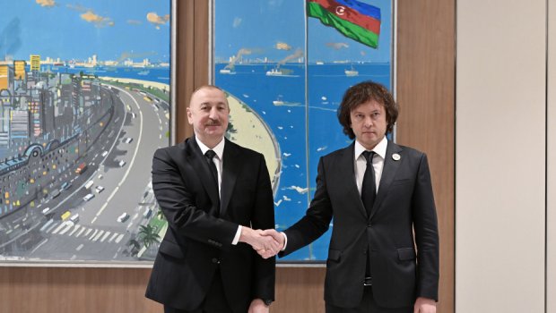 İlham Əliyev Gürcüstanın Baş naziri ilə görüşdü &ndash; FOTO