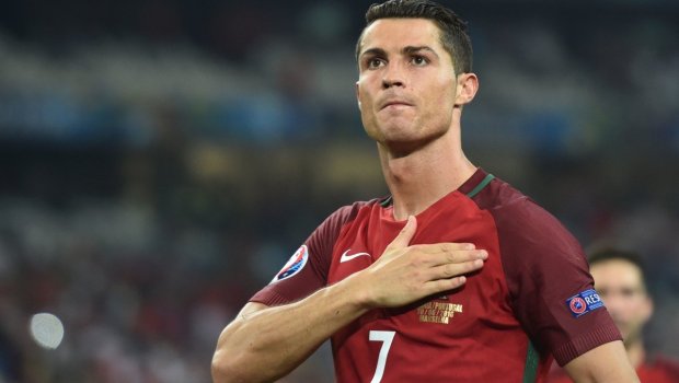Ronaldo tarix yazmağa hazırlaşır: DÇ-2026-ya gedir