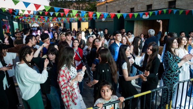 WUF13 çərçivəsində "Şəhərsalma yarmarkası" təşkil olunub - FOTO