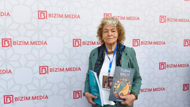 Güləmail Muradın rəhbərlik etdiyi jurnal festivalda maraqla qarşılandı - FOTO