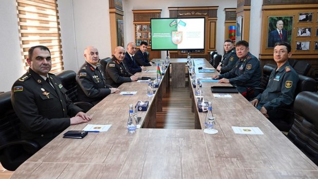 Qazaxıstan generalları Azərbaycanda