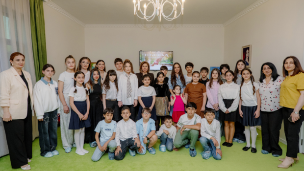 Leyla Əliyeva və Alona Əliyeva Sosial Reabilitasiya Mərkəzində - FOTO